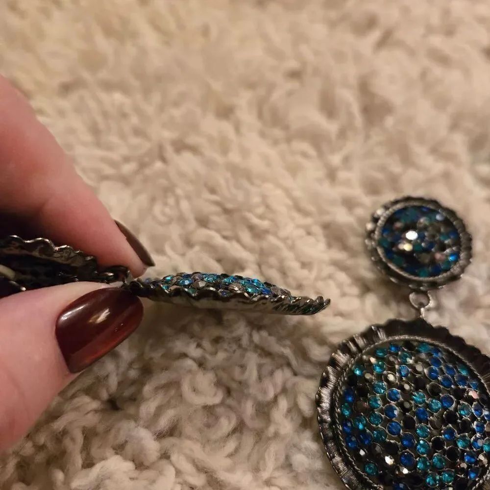 Chico's Rhinestone Disc Earrings Clip - Picture 7 of 8
